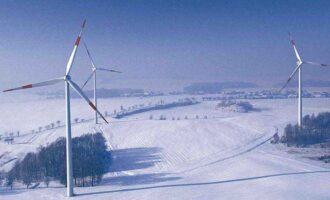 Vestas ordre til Polen enl 330x200 - Устройство промышленных ветрогенераторов большой мощности: размеры ветряка, сравнительные характеристики и промышленное применение